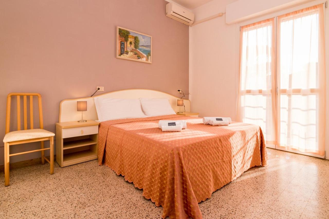 Hotel Lydia Cervia Exterior photo