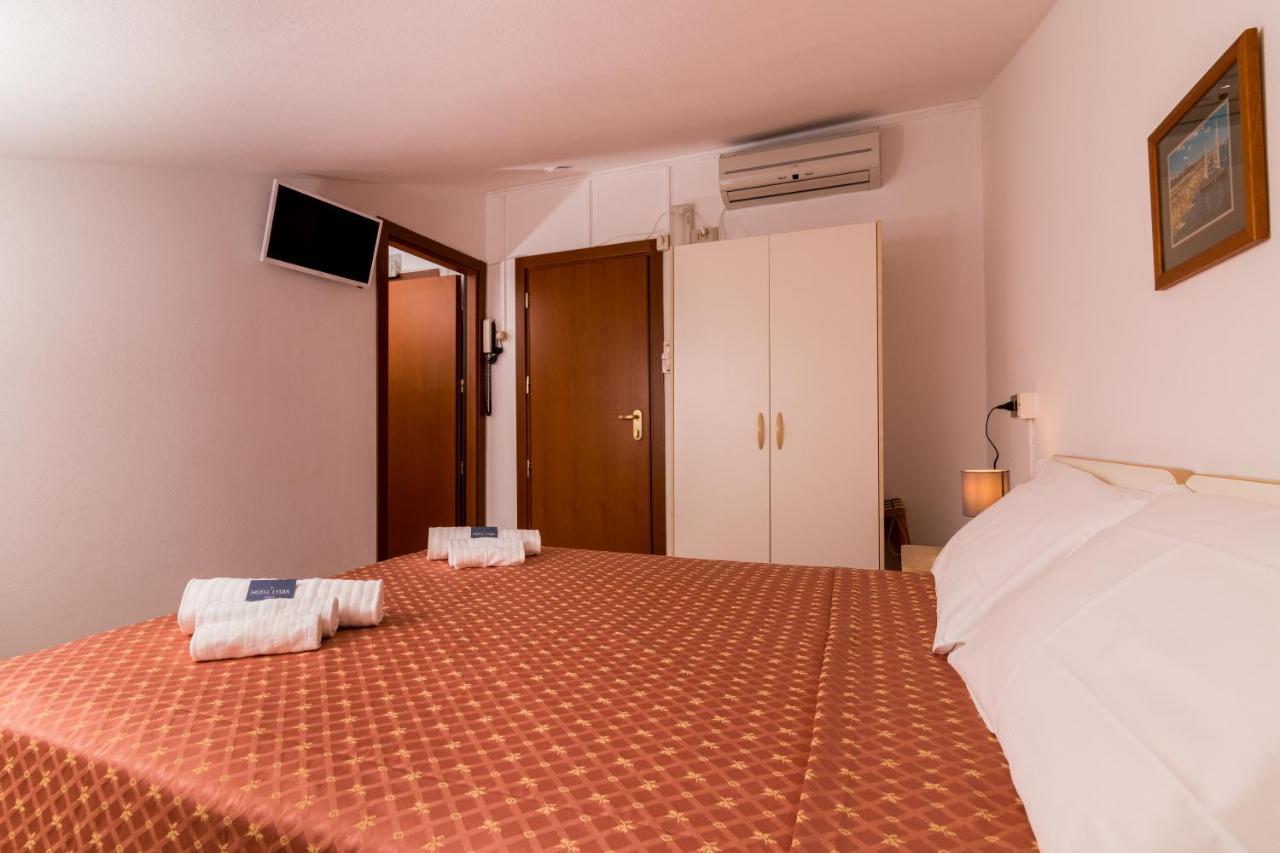Hotel Lydia Cervia Exterior photo